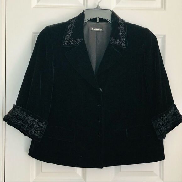 TAHARI WOMEN'S JACKET BLAZER BLACK VELOUR SIZE SMALL COLLARED 3/4 SLEEVE SILK - Picture 3 of 13
